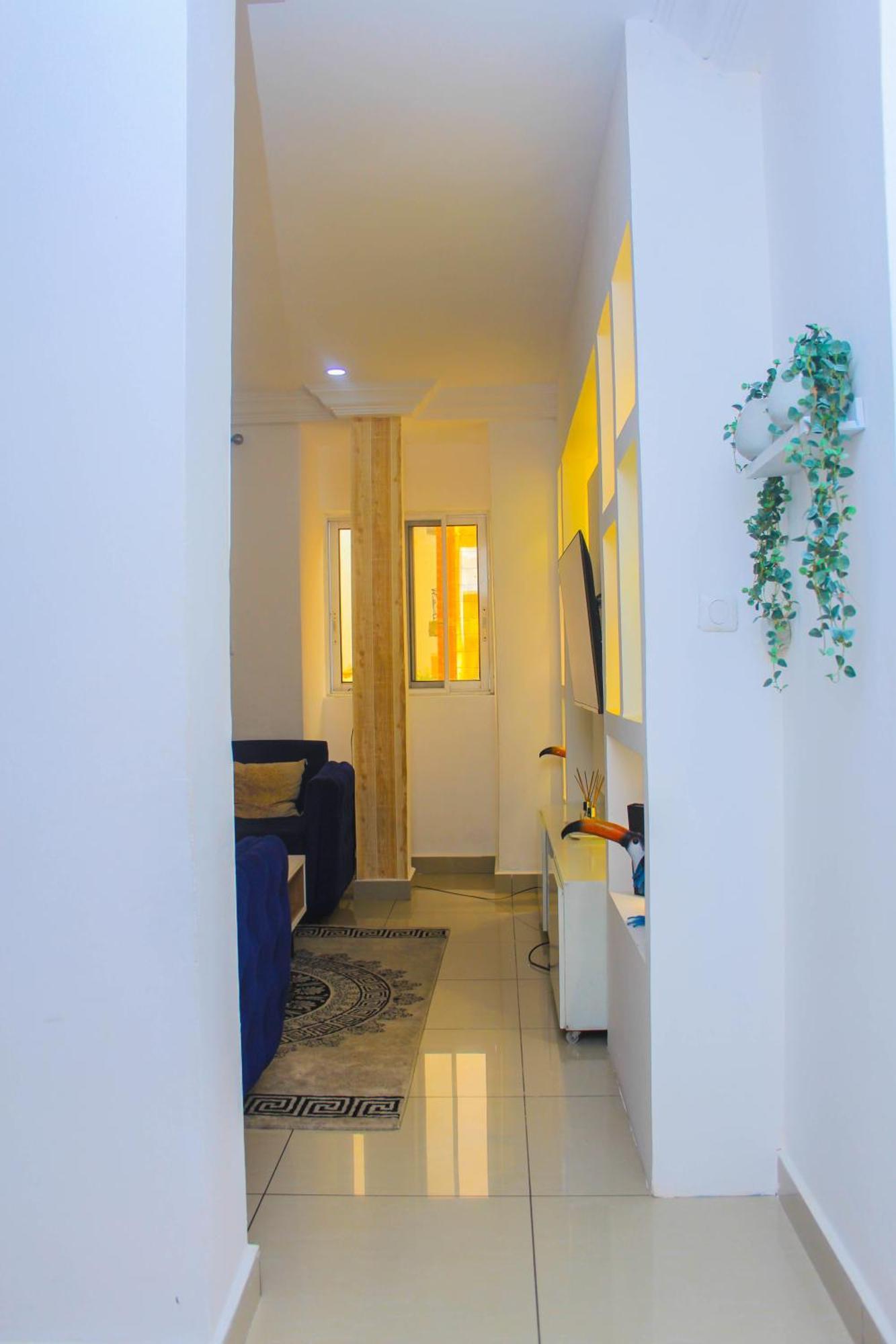 Appartement Cosy Goldy Bonapriso Douala Exterior photo